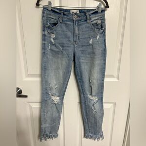 Tricot light wash jeans with rips